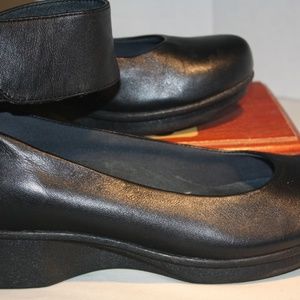 dansko jenna wedge ballet shoes